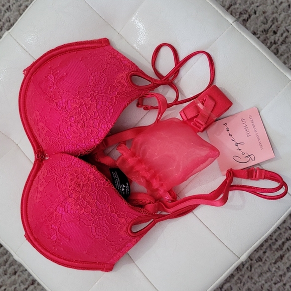 Victoria Secret Push up bra - Picture 5 of 5